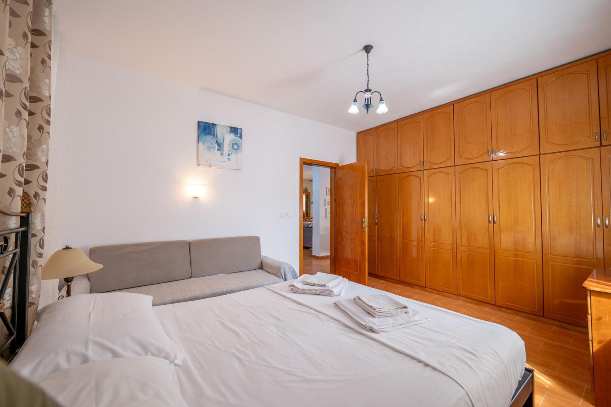 Cozy Apartments Downtown Ксаміл Екстер'єр фото